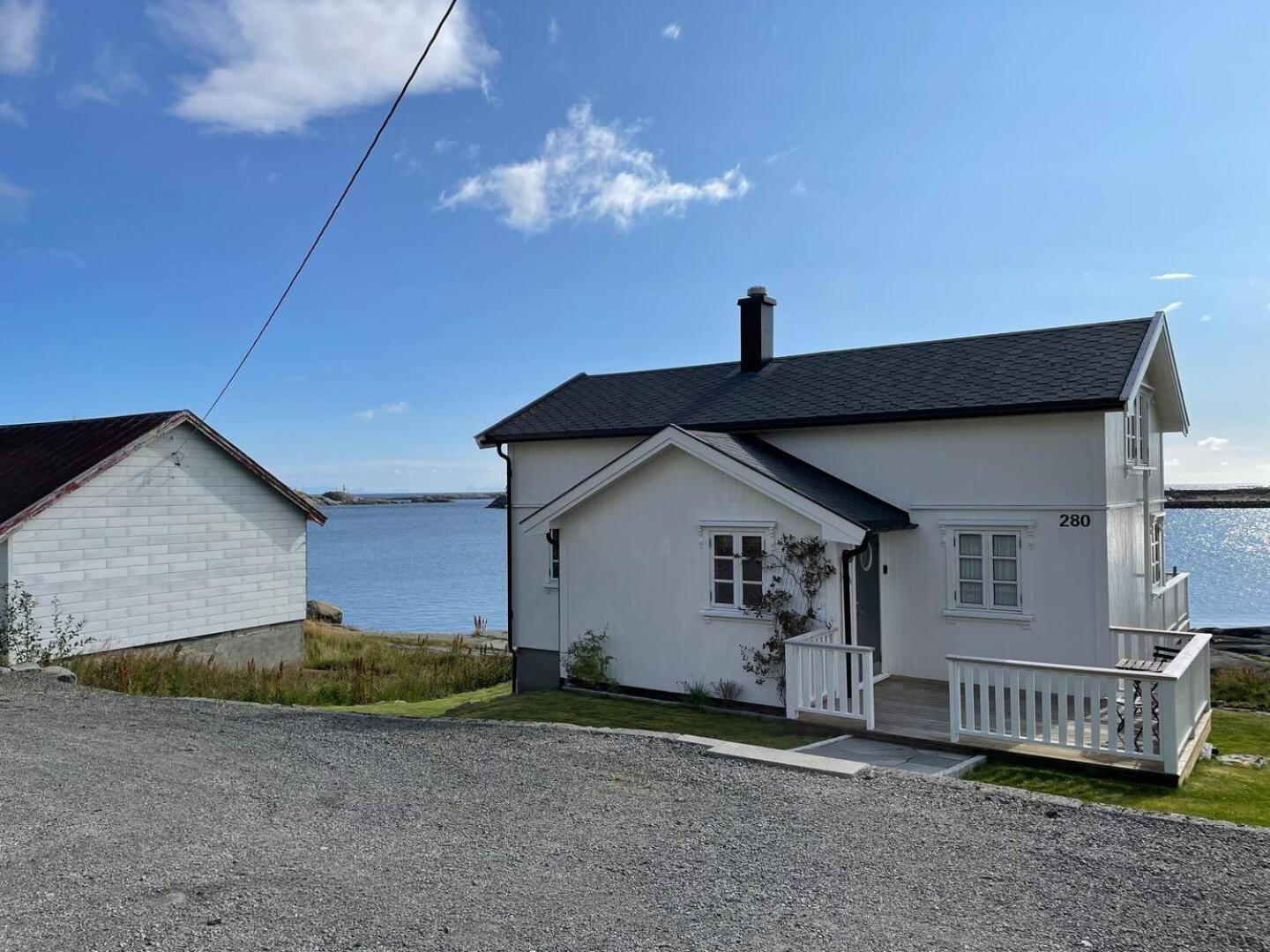 Nordlandshus Ved Havet Pa Reine, Lofoten מראה חיצוני תמונה